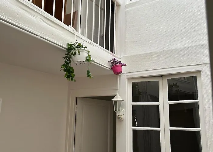 Apartment Maison Triplex Centre De Lourdes