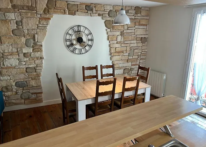 Апартаменты Maison Triplex Centre De *